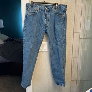 Levi’s 501 button up